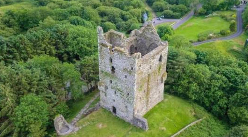 Ballinacarriga Castle, Ireland